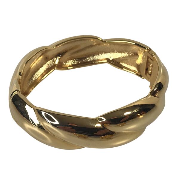 Vintage Bangle Bracelet with Matching Pierce Earrings Gold-Tone Rope Motif - Picture 3 of 6